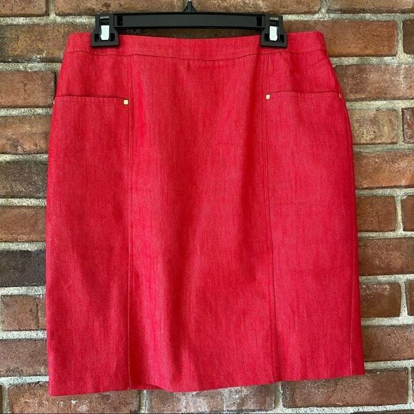 DressBarn Red Stretchy Denim Pencil Skirt with Faux Embellished Pockets Size 10 - Picture 1 of 8
